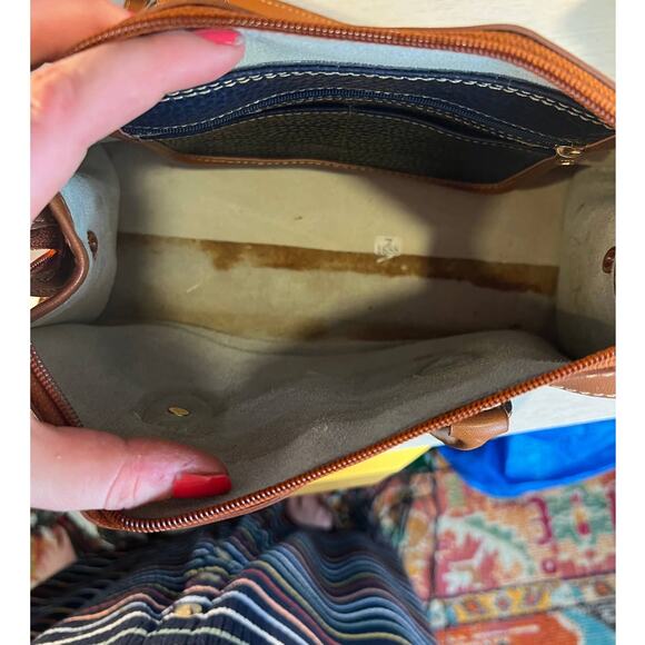 Vtg Dooney & Bourke  Navy/Saddle Pebbled Leather Shoulder Bag - Picture 6 of 7
